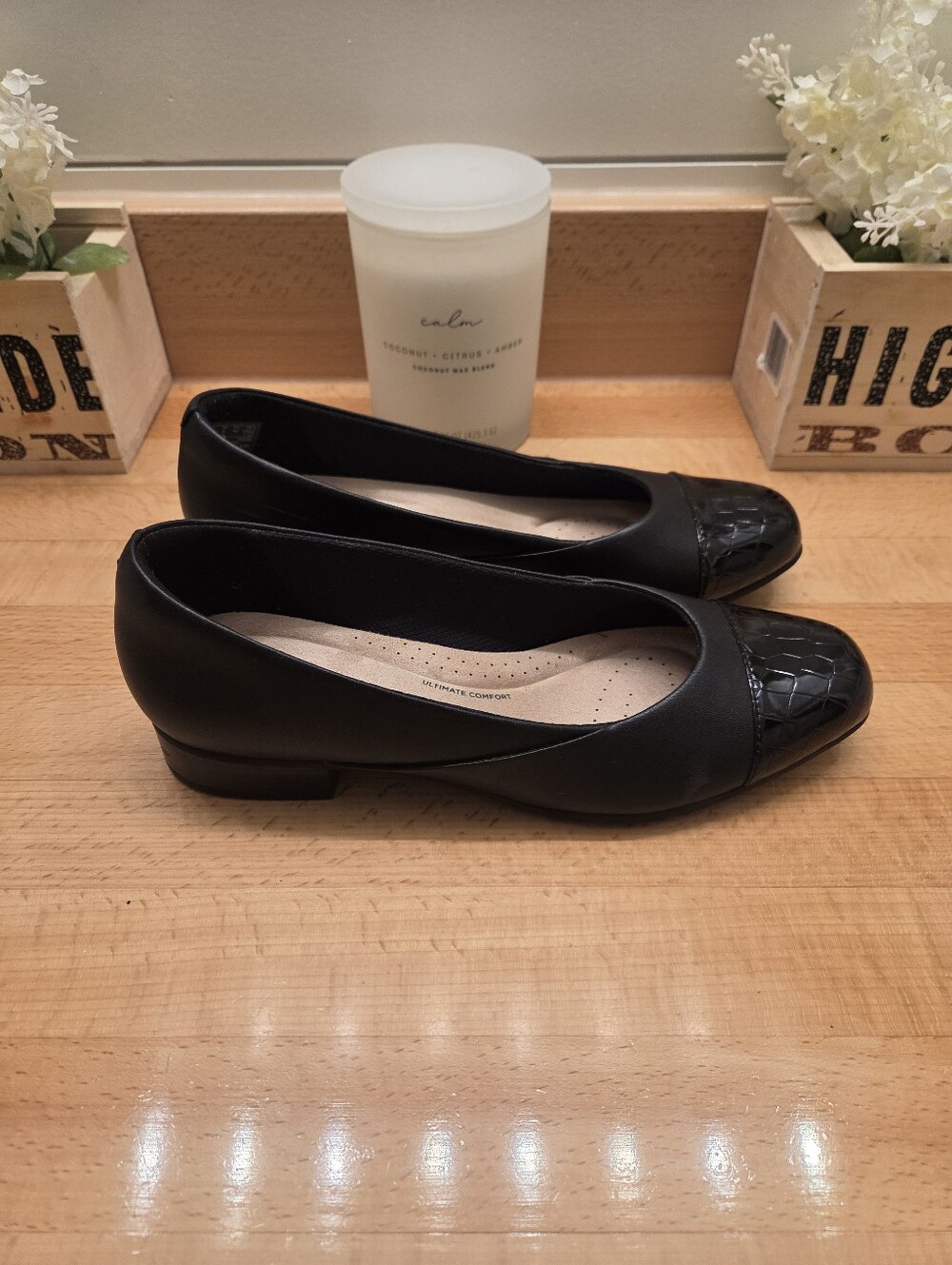 Clarks Collection Juliet Rise Black Leather Slip-On Flats Women's Sz  9